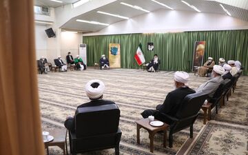 توهین رسانه های غربی به پیامبر (ص) نشانگر عظمت اسلام است