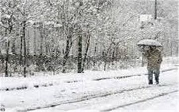 ورود سامانه بارشی جدید به کشور/بارش پراکنده برف و باران در تهران