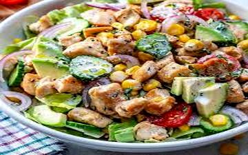 طرز تهیه  سالاد مرغ با سیب و گردو | مقوی و خوش طعم!