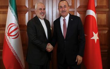 رایزنی تلفنی ظریف و چاووش‌اوغلو