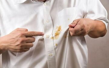 از بین بردن لکه روغن از لباس با چند راهکار خانگی