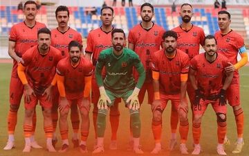 تیم فوتبال مس شهربابک صدرنشین لیگ یک فوتبال ایران شد