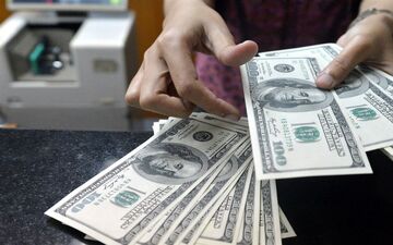  قیمت خرید دلار در بانک‌ها امروز ۹۸/۰۳/۰۹