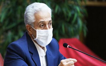 وزیر علوم: احتمالا در برگزاری کنکور از ظرفیت ورزشگاه‌ها هم استفاده کنیم
