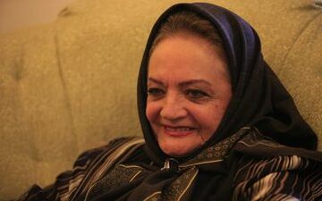  انتقاد فرزندِ بازیگر زن مشهور از یک بی‌اخلاقی