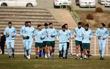 برنامه فرهاد برای بازیکنان سالم استقلال
