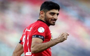 مهدی ترابی با دو شماره متفاوت در دربی 103 