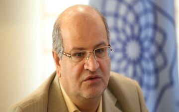 زالی: باید اختیارات ستاد مقابله با کرونا در تهران افزایش یابد/ضرورت کاهش فعالیت ادارات