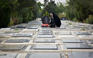 درب آرامستان های کرمانشاه پنجشنبه و جمعه بسته است 