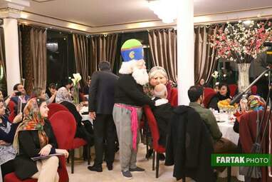 دورهمی شب یلدا کانون سخنوران و مجموعه رسانه های فرتاک 