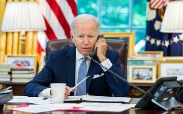 تماس بایدن با تیم ملی آمریکا: بیایید رقبا را شوکه کنیم