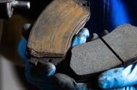 تعویض لنت ترمز: آیا همیشه نیاز به هواگیری داریم؟