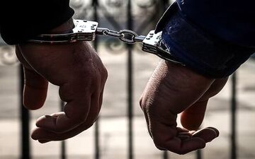 
۲ سارق زورگیر در سمیرم دستگیر شدند
