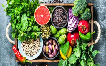 رنگ ها در میوه ها و سبزیجات، چه پیام هایی برای ما دارند؟