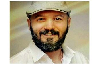 حرکت جالب کامبیز دیرباز در شرایط خاص