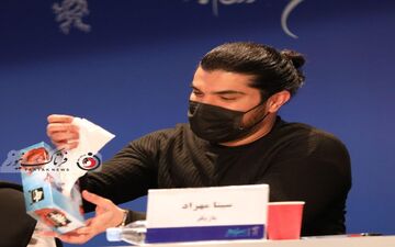 خوشگذرانی های دو نفره “سینا مهراد” و خواهرش/ عکس