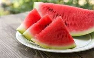 هندوانه فاسد را به هیچ وجه نخورید!
