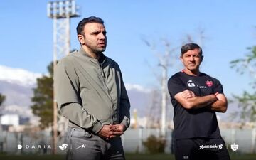 خلیلی به حواشی پیشکسوتان پرسپولیس واکنش نشان داد
