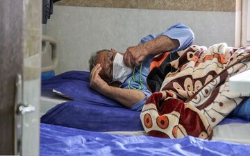 زنگ خطر وضعیت قرمز در خوزستان/ شناسایی 524 مبتلای جدید به کرونا در خوزستان