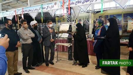 رو نمایی از نمایش‌‌نامه ساعت به وقت کرونا و کتاب گذرگاه
