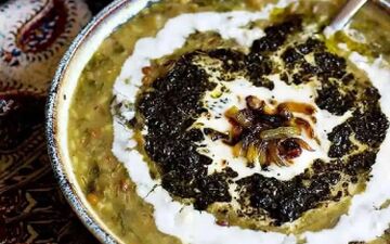 اگه دنبال یه آش خوشمزه ای بیا اینجا!