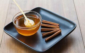 عسل طبیعی و دارچین؛ ترکیب طلایی برای تقویت سیستم ایمنی