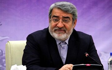 رحمانی فضلی: جلوی پیشرفت آب به شهر اهواز گرفته شده است