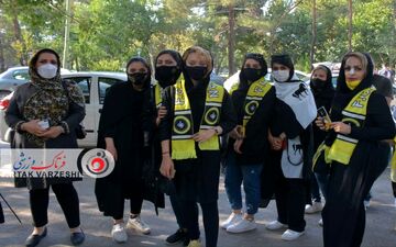 تصاویری دیدنی از دربی اصفهان/ شاگردان نویدکیا در انتظار لغزش پرسپولیس 