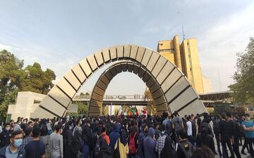 
شرط دانشگاه امیرکبیر برای اسکان دانشجویان در خوابگاه‌ها