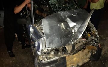 5 مصدوم در تصادف پژو با کامیون