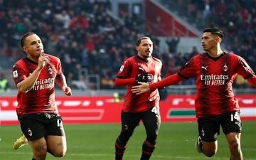 میلان دربی برلوسکونی را برد و به بالانشینان جدول نزدیک شد