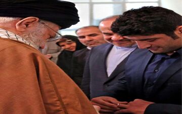 دیدار علیرضا کریمی با رهبر معظم انقلاب +عکس