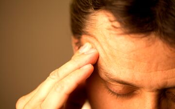 همه آنچه باید در مورد سرگیجه و دلایل آن بدانید
