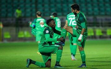 مهاجم ذوب آهن بازی مقابل النصر را از دست داد