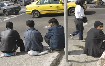 بیکاری سال ۹۷ تشدید می شود