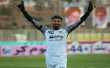 قلعه نویی می تواند 2 خرید دیگر داشته باشد؛ به دلیل شرایط سنی خرید جدید سپاهان سهمیه لیگ برتری نیست