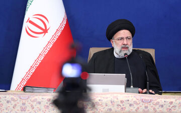 رئیسی: ناخرسندی اقتصادی رهبر انقلاب از دهه ۹۰ را به رضایت‌ ایشان و مردم تبدیل می‌کنیم