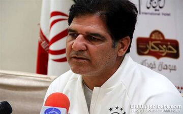 مهاجری: با تلاش و غیرت بچه‌ها به بازی برگشتیم