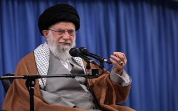 گفت‌وگوی زنده رهبر انقلاب با ملت ایران