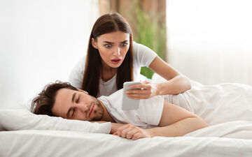 علت خیانت مردان چیست ؟ | با 8 دلیل از نظر آقایان برای توجیه خیانت آشنا شوید !!