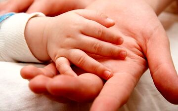 همه چیز در مورد افسردگی در دوران بارداری و پس از زایمان 