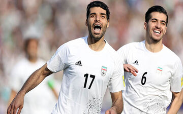 استوری مهدی طارمی برای هم‌تیمی پرسپولیسی‌اش + عکس