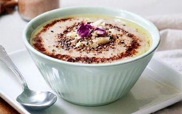 طرز تهیه حلیم شیر اصفهانی؛ خوشمزه، مجلسی و مقوی برای صبحانه‌ای خاص