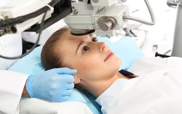 آسان‌ترین روش اصلاح عیوب انکساری چشم