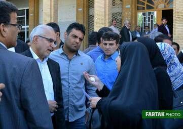 گزارش تصویری از جلسه امروز شورای شهر کرمانشاه و حواشی آن