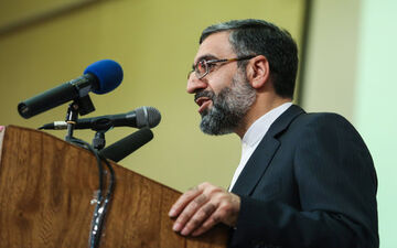 تکذیب خبر بازداشت معاون تأمین اجتماعی
