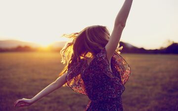 جوش روی باسن | هر آنچه باید از علت جوش روی باسن تا رفع آن بدانید