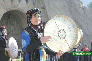 آغاز جشنواره کرمانشاه پایتخت آیین های نوروزی به روایت تصویر
