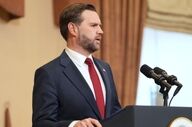 ونس: ایران به عبور ایمن نفت از تنگه هرمز رضایت داده است