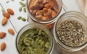 از مزایا و معایب خیساندن آجیل در آب چه می دانید؟

